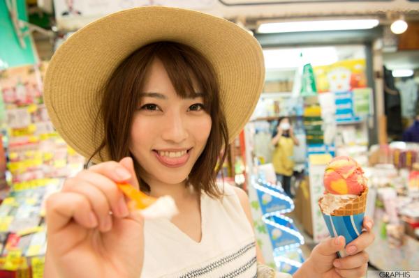 市川まさみ 市川雅美  Graphis_市川まさみ写真集：清纯海边与室内私房魅力，演绎极致骨感艺术性感画报第8张图片