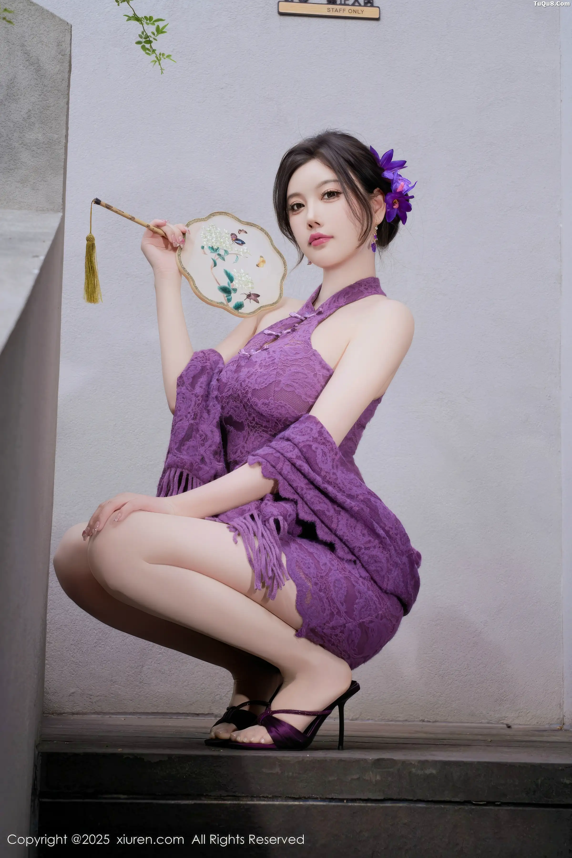 杨晨晨 sugar小甜心CC [XiuRen]高清写真图 2025.12.31 No.11187 杨晨晨 紫色蕾丝第5张图片