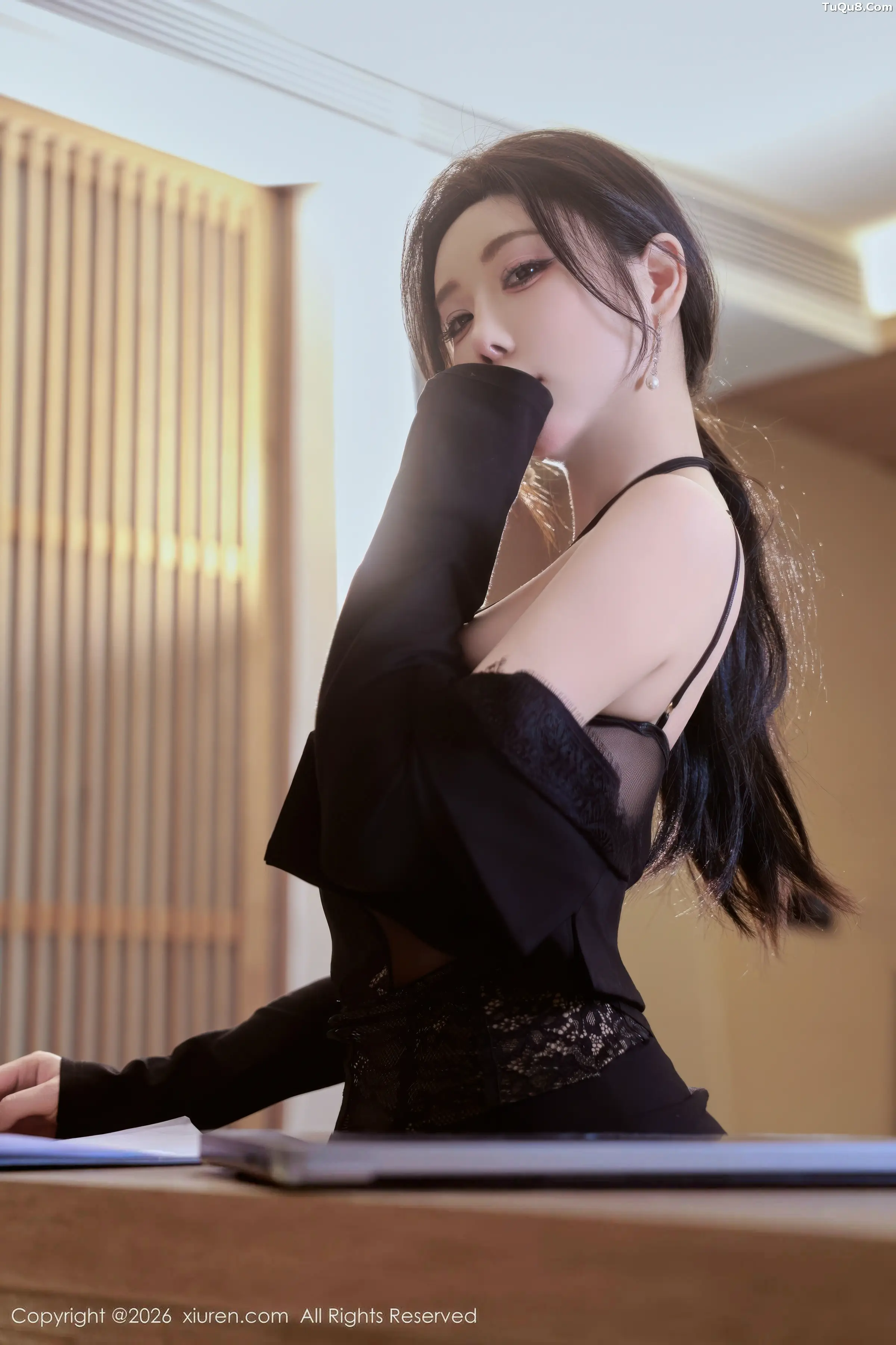 杨晨晨 sugar小甜心CC [XiuRen]高清写真图 2026.01.14 No.11230 杨晨晨. 金属情趣内衣第41张图片