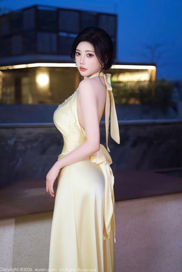 杨晨晨 sugar小甜心CC  XiuRen秀人网-11206-杨晨晨：纯白蕾丝婚纱诱惑，私房内衣大尺度写真，波涛胸涌极致魅惑，高清无圣光绝美视觉盛宴第2张图片