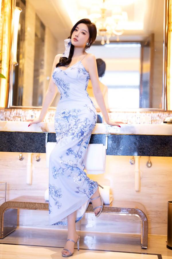 杨晨晨 杨晨晨Yome  杨晨晨 - 私房写真美腿性感演绎，白色丝袜吊带诱惑风情 [101P]第77张图片
