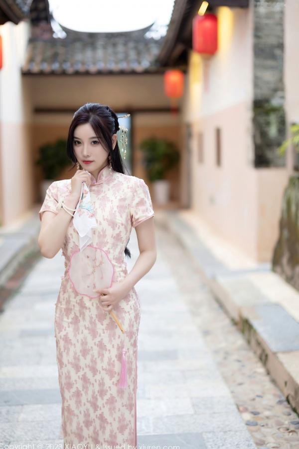 杨晨晨 杨晨晨Yome  XiaoYu语画界-993-杨晨晨Yome-浅色提花旗袍古典韵味与白色蕾丝内衣白丝诱惑-2023.03.24-无圣光大尺度写真第2张图片