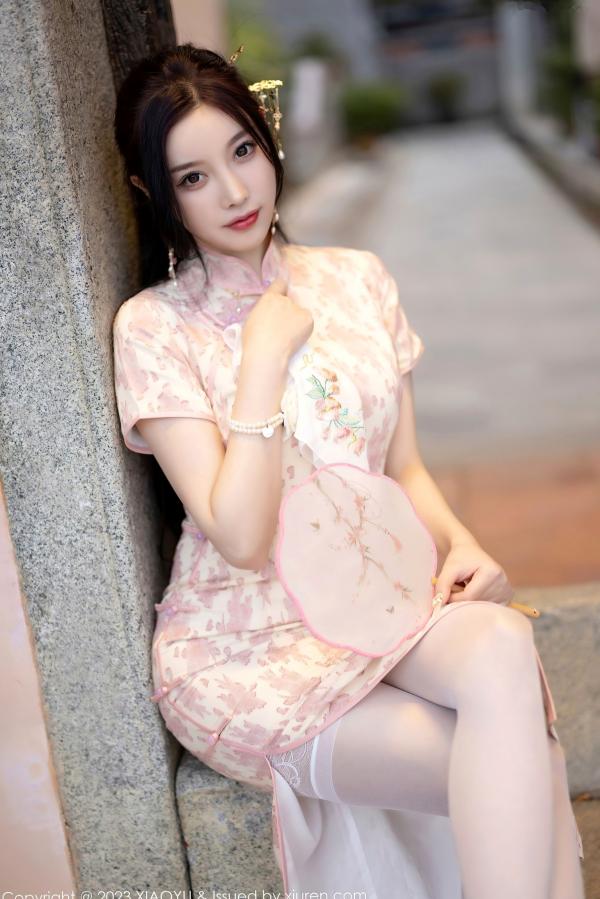杨晨晨 杨晨晨Yome  XiaoYu语画界-993-杨晨晨Yome-浅色提花旗袍古典韵味与白色蕾丝内衣白丝诱惑-2023.03.24-无圣光大尺度写真第13张图片