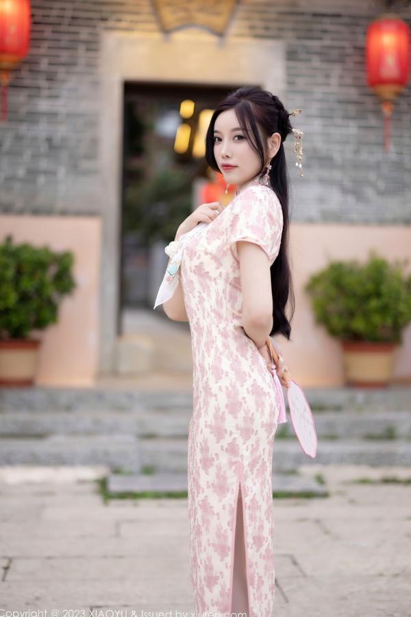 杨晨晨 杨晨晨Yome  XiaoYu语画界-993-杨晨晨Yome-浅色提花旗袍古典韵味与白色蕾丝内衣白丝诱惑-2023.03.24-无圣光大尺度写真第18张图片