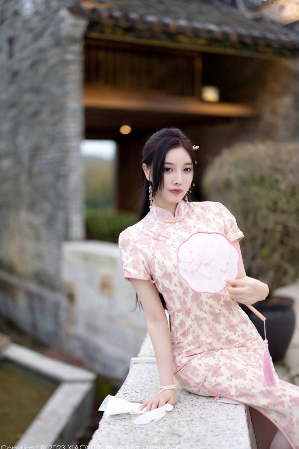 杨晨晨 杨晨晨Yome  XiaoYu语画界-993-杨晨晨Yome-浅色提花旗袍古典韵味与白色蕾丝内衣白丝诱惑-2023.03.24-无圣光大尺度写真第22张图片