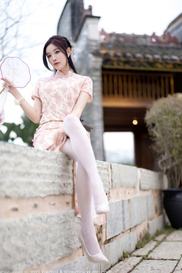 杨晨晨 杨晨晨Yome  XiaoYu语画界-993-杨晨晨Yome-浅色提花旗袍古典韵味与白色蕾丝内衣白丝诱惑-2023.03.24-无圣光大尺度写真第24张图片