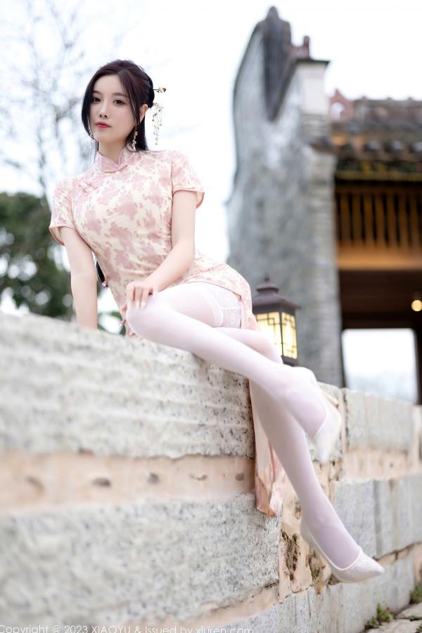 杨晨晨 杨晨晨Yome  XiaoYu语画界-993-杨晨晨Yome-浅色提花旗袍古典韵味与白色蕾丝内衣白丝诱惑-2023.03.24-无圣光大尺度写真第25张图片