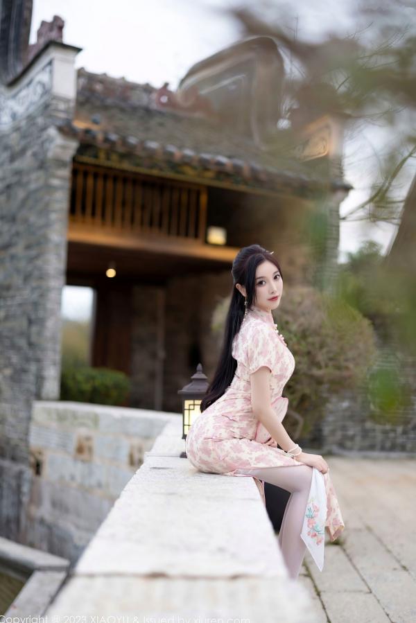 杨晨晨 杨晨晨Yome  XiaoYu语画界-993-杨晨晨Yome-浅色提花旗袍古典韵味与白色蕾丝内衣白丝诱惑-2023.03.24-无圣光大尺度写真第27张图片
