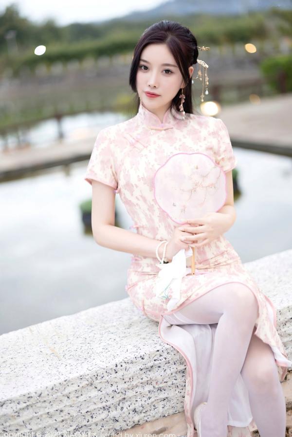 杨晨晨 杨晨晨Yome  XiaoYu语画界-993-杨晨晨Yome-浅色提花旗袍古典韵味与白色蕾丝内衣白丝诱惑-2023.03.24-无圣光大尺度写真第29张图片