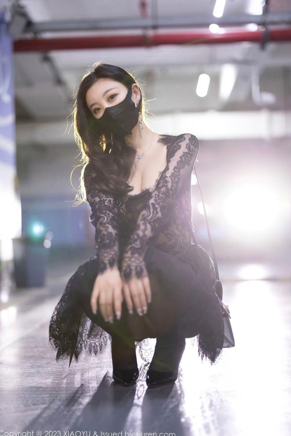 杨晨晨 杨晨晨Yome  XiaoYu语画界-988-杨晨晨Yome-黑色蕾丝透视连衣短裙、性感丝袜高跟鞋，冷艳车库与私房写真-2023.03.17无圣光第30张图片