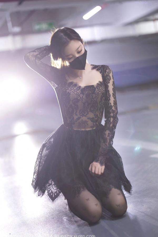 杨晨晨 杨晨晨Yome  XiaoYu语画界-988-杨晨晨Yome-黑色蕾丝透视连衣短裙、性感丝袜高跟鞋，冷艳车库与私房写真-2023.03.17无圣光第32张图片