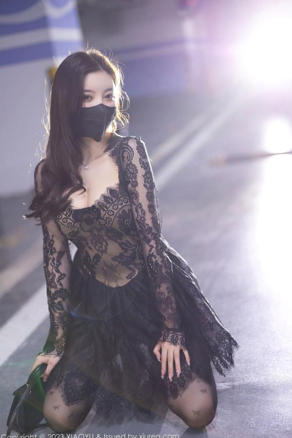 杨晨晨 杨晨晨Yome  XiaoYu语画界-988-杨晨晨Yome-黑色蕾丝透视连衣短裙、性感丝袜高跟鞋，冷艳车库与私房写真-2023.03.17无圣光第38张图片