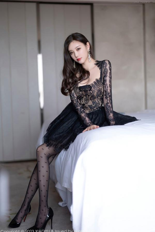 杨晨晨 杨晨晨Yome  XiaoYu语画界-988-杨晨晨Yome-黑色蕾丝透视连衣短裙、性感丝袜高跟鞋，冷艳车库与私房写真-2023.03.17无圣光第51张图片