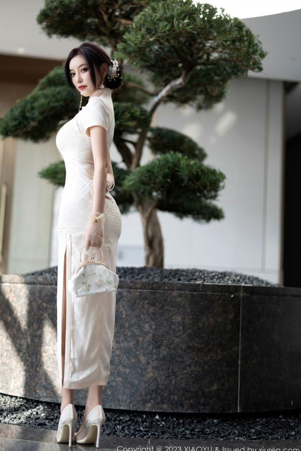 杨晨晨 杨晨晨Yome  XiaoYu语画界978期：杨晨晨白色内衣吊带丝袜私房写真，修长美腿与冷艳气质演绎极致诱惑，无圣光高清大尺度视觉大片第7张图片