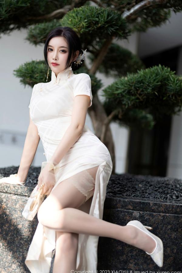 杨晨晨 杨晨晨Yome  XiaoYu语画界978期：杨晨晨白色内衣吊带丝袜私房写真，修长美腿与冷艳气质演绎极致诱惑，无圣光高清大尺度视觉大片第14张图片