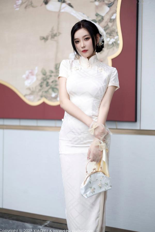 杨晨晨 杨晨晨Yome  XiaoYu语画界978期：杨晨晨白色内衣吊带丝袜私房写真，修长美腿与冷艳气质演绎极致诱惑，无圣光高清大尺度视觉大片第18张图片