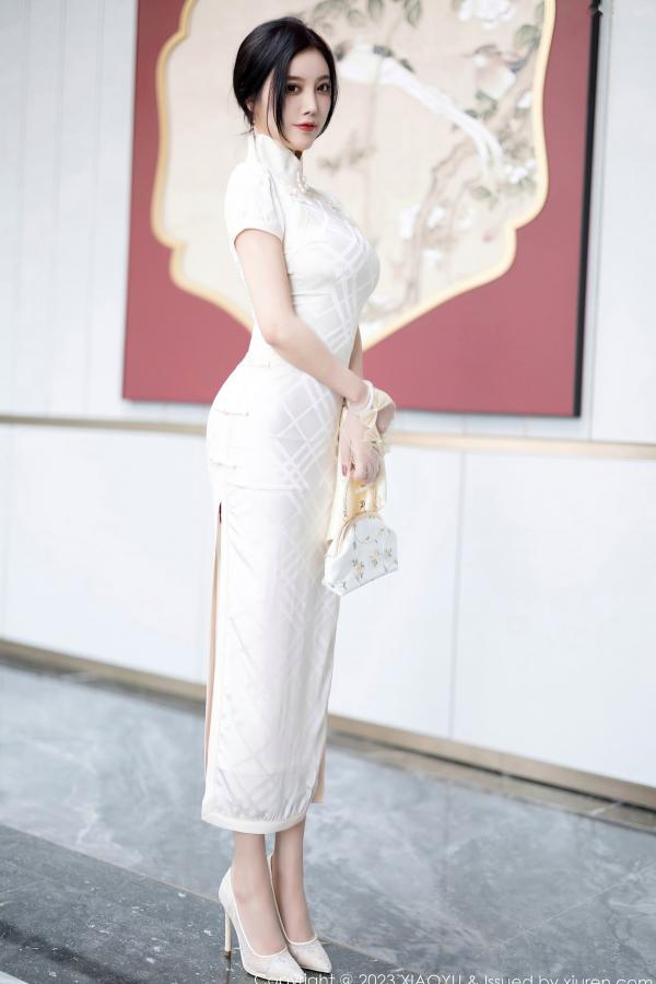 杨晨晨 杨晨晨Yome  XiaoYu语画界978期：杨晨晨白色内衣吊带丝袜私房写真，修长美腿与冷艳气质演绎极致诱惑，无圣光高清大尺度视觉大片第19张图片
