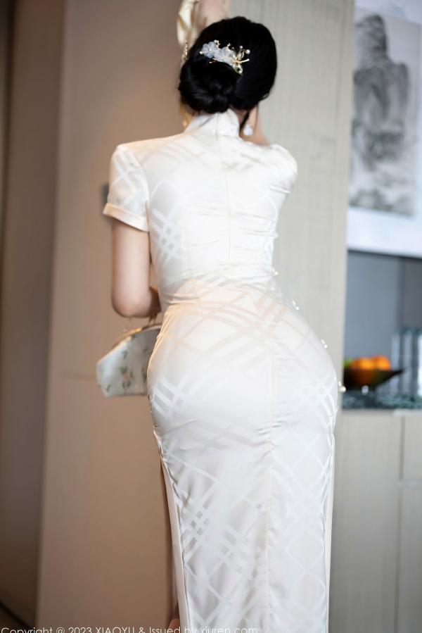 杨晨晨 杨晨晨Yome  XiaoYu语画界978期：杨晨晨白色内衣吊带丝袜私房写真，修长美腿与冷艳气质演绎极致诱惑，无圣光高清大尺度视觉大片第27张图片