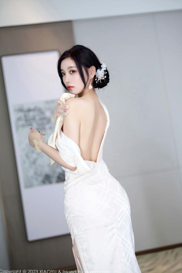 杨晨晨 杨晨晨Yome  XiaoYu语画界978期：杨晨晨白色内衣吊带丝袜私房写真，修长美腿与冷艳气质演绎极致诱惑，无圣光高清大尺度视觉大片第48张图片