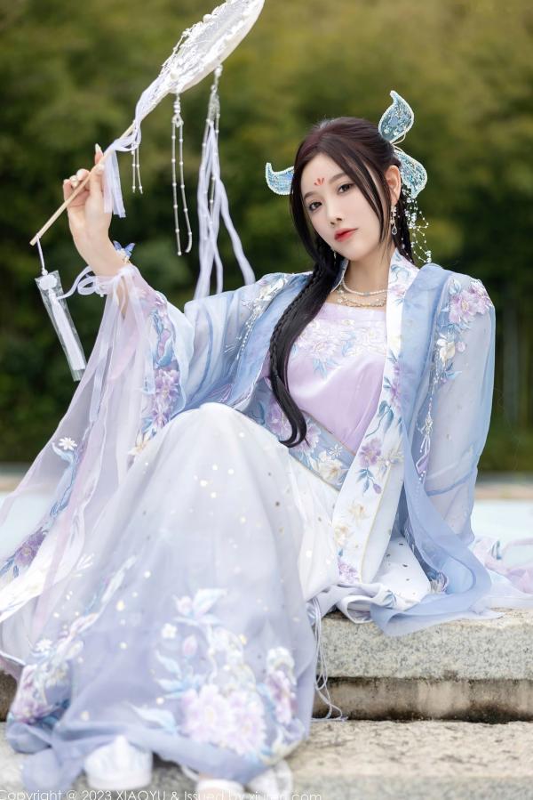杨晨晨 杨晨晨Yome  XiaoYu语画界970杨晨晨Yome，花海古装与室内蕾丝内衣丝袜诱惑，绝美气质大尺度私房写真第22张图片