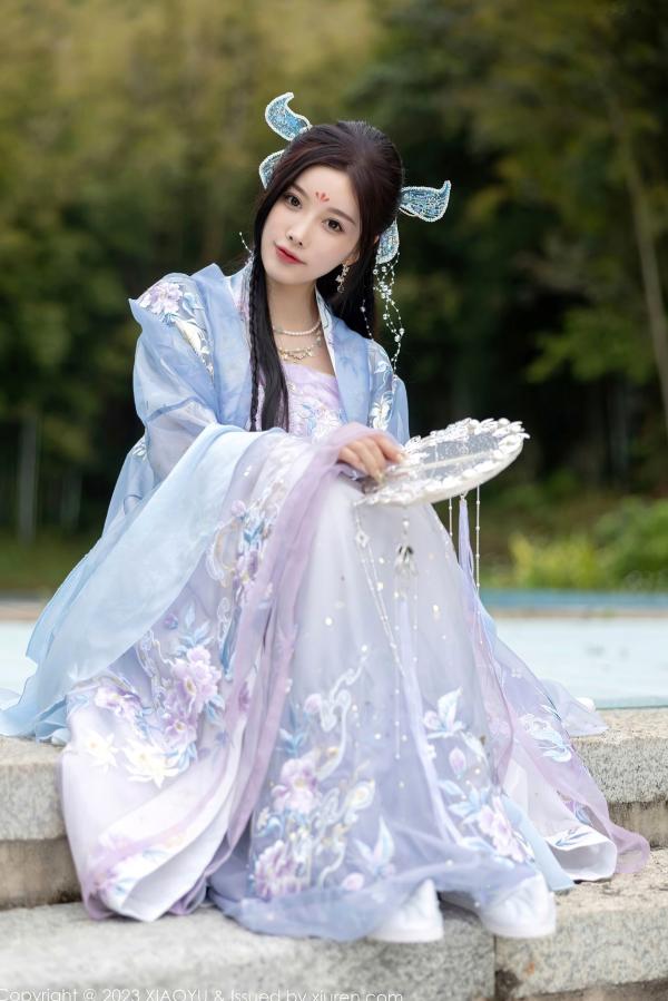 杨晨晨 杨晨晨Yome  XiaoYu语画界970杨晨晨Yome，花海古装与室内蕾丝内衣丝袜诱惑，绝美气质大尺度私房写真第23张图片
