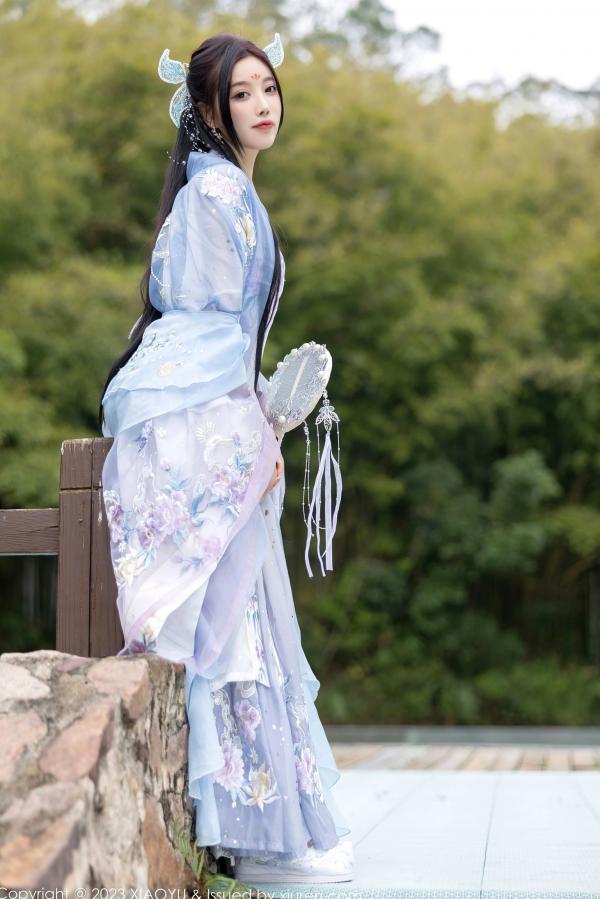 杨晨晨 杨晨晨Yome  XiaoYu语画界970杨晨晨Yome，花海古装与室内蕾丝内衣丝袜诱惑，绝美气质大尺度私房写真第25张图片