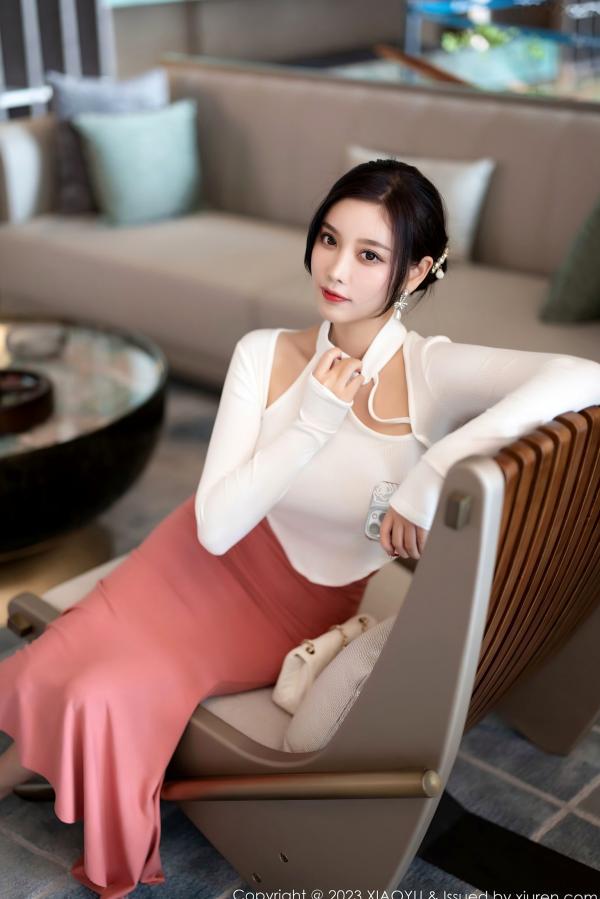 杨晨晨 杨晨晨Yome  XiaoYu语画界-965-杨晨晨：白色上衣粉裙私房写真，优雅端庄与极致诱惑的碰撞，无圣光大尺度完整版第6张图片