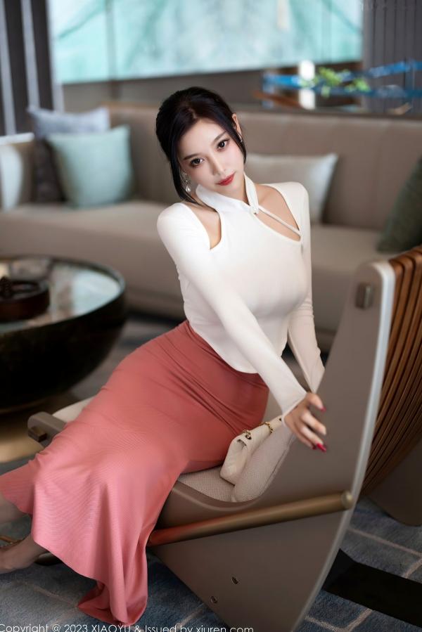杨晨晨 杨晨晨Yome  XiaoYu语画界-965-杨晨晨：白色上衣粉裙私房写真，优雅端庄与极致诱惑的碰撞，无圣光大尺度完整版第7张图片