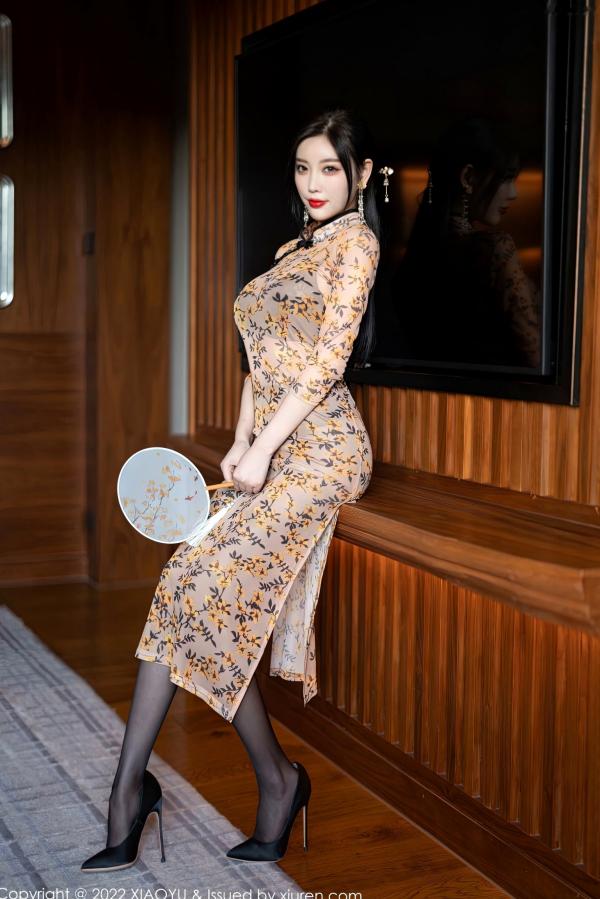杨晨晨 杨晨晨Yome  XiaoYu语画界927-杨晨晨Yome旗袍私房写真，轻透质感裹身黑丝美腿，尽显极致古典性感诱惑第14张图片