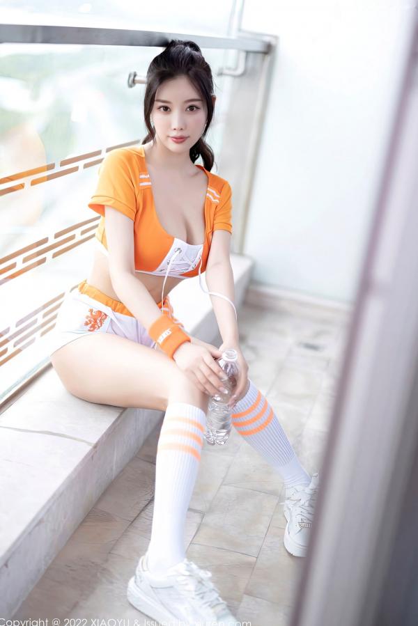 杨晨晨 杨晨晨Yome  XiaoYu语画界-907-杨晨晨Yome-性感足球宝贝橙色运动服私房写真-无圣光大尺度第45张图片