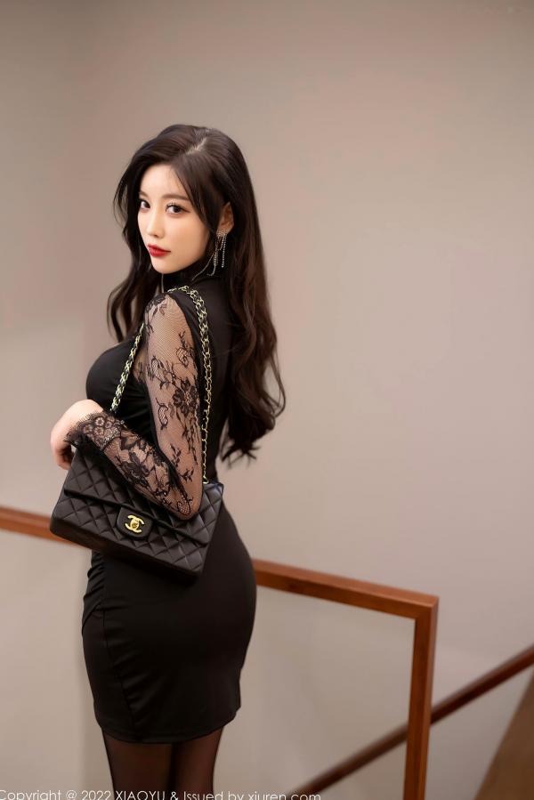 杨晨晨 杨晨晨Yome  XiaoYu语画界-875-杨晨晨Yome-极品御姐私房诱惑-黑色蕾丝内衣配丝袜-2022.09.30-无圣光大尺度第2张图片