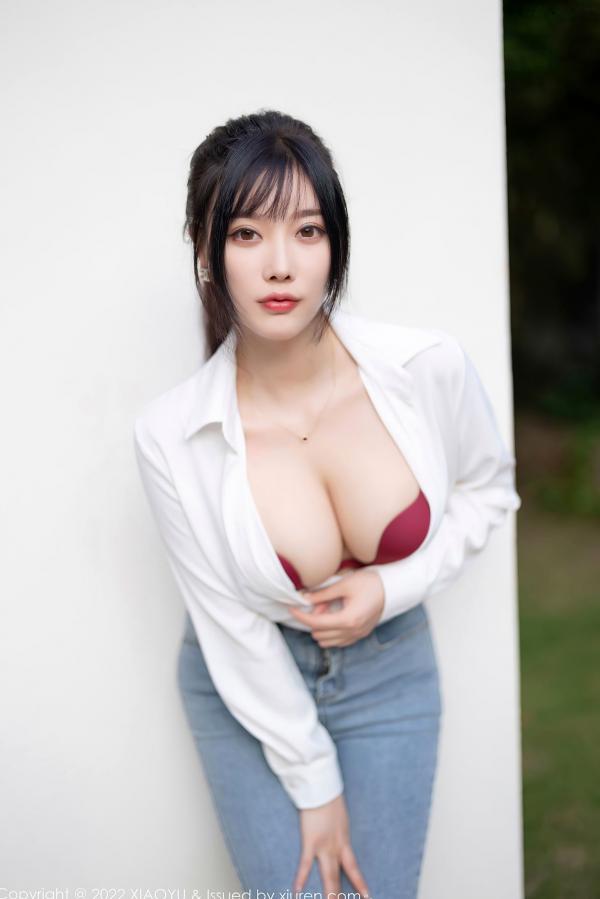 杨晨晨 杨晨晨Yome  XiaoYu语画界 846期 - 杨晨晨Yome 性感私房系列 - 白衬衫红色内衣肉丝诱惑，居家大尺度美图，无圣光极致展现第13张图片