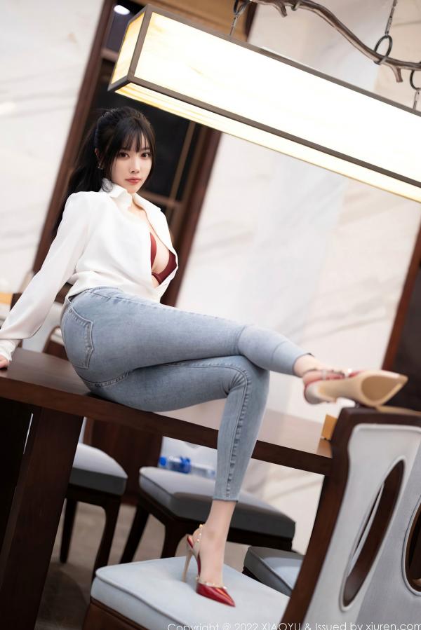 杨晨晨 杨晨晨Yome  XiaoYu语画界 846期 - 杨晨晨Yome 性感私房系列 - 白衬衫红色内衣肉丝诱惑，居家大尺度美图，无圣光极致展现第38张图片