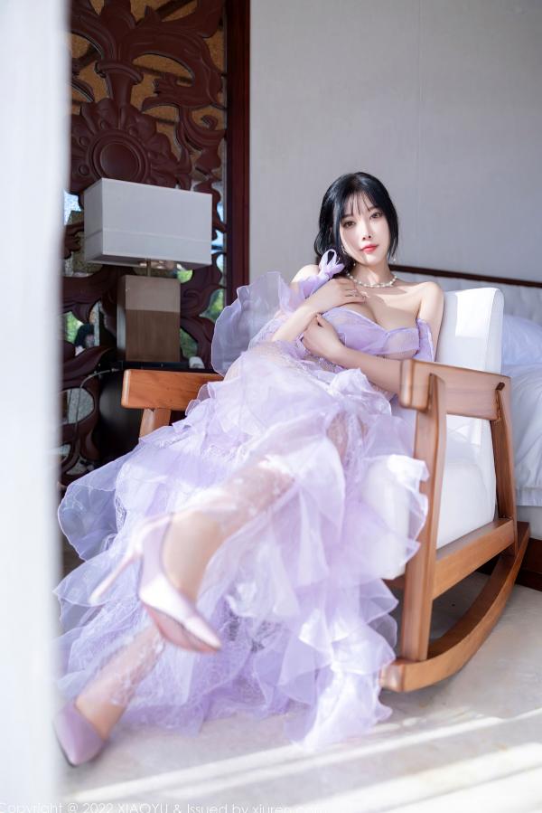 杨晨晨 杨晨晨Yome  XiaoYu语画界-杨晨晨Yome海南户外泳池比基尼私房写真，清透紫色套装勾勒绝美身姿，尽显夏日纯欲性感风情，无圣光大尺度第15张图片
