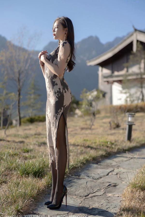杨晨晨 杨晨晨Yome  XiaoYu语画界-697-杨晨晨Yome-丽江旅拍私房写真-米色蕾丝旗袍黑丝诱惑-气质女神-无圣光大尺度第16张图片