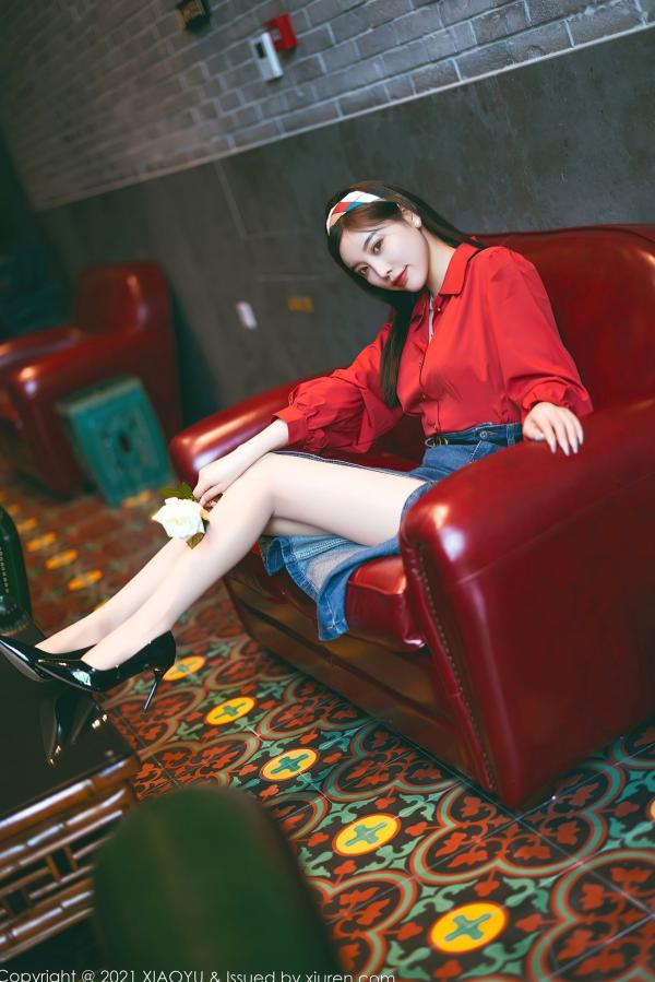 杨晨晨 杨晨晨Yome  XiaoYu语画界 杨晨晨Yome 红衬衫短裙私房写真 民国风冷艳诱惑大尺度第1张图片