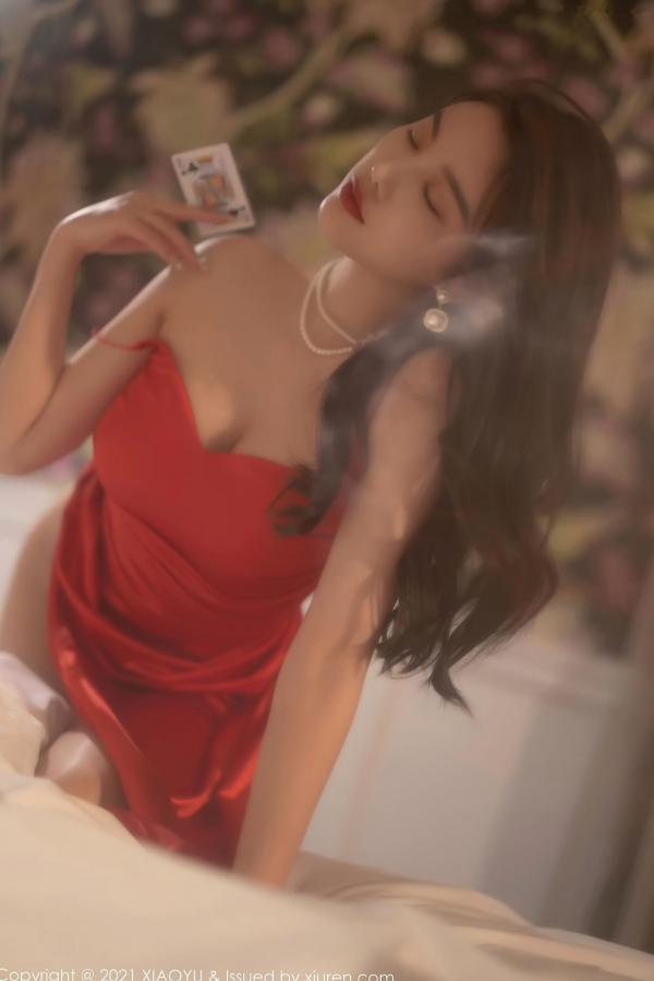 杨晨晨 杨晨晨Yome  杨晨晨荷官主题私房照：红色吊带裙开叉诱惑 丝滑肉丝配高跟鞋演绎赌场风情大尺度写真第58张图片