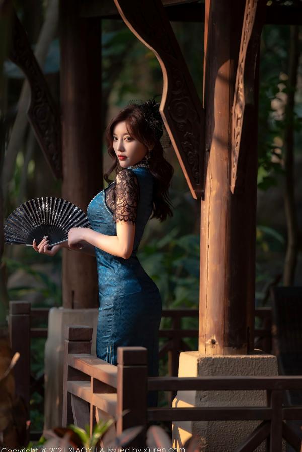 杨晨晨 杨晨晨Yome  XiaoYu语画界557杨晨晨心愿旅拍：孔雀蓝蕾丝内衣与黑丝诱惑，绝美私房大尺度写真第12张图片