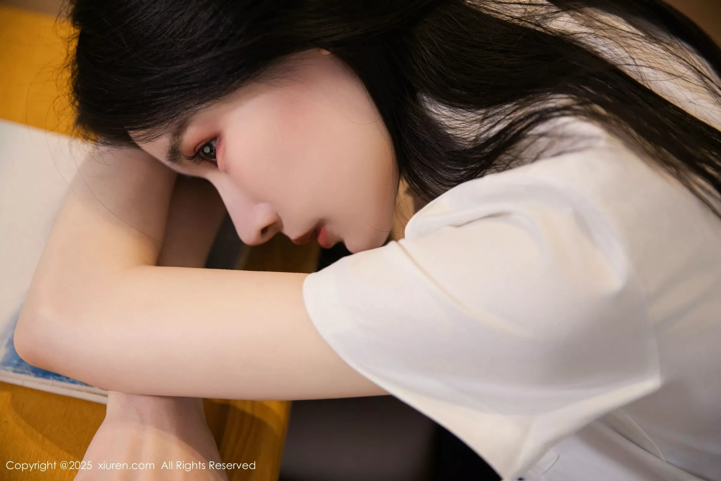 Carina Lee Carina布丁 [XiuRen]高清写真图 2025.05.16 No.10287 布丁wow 性感JK第32张图片
