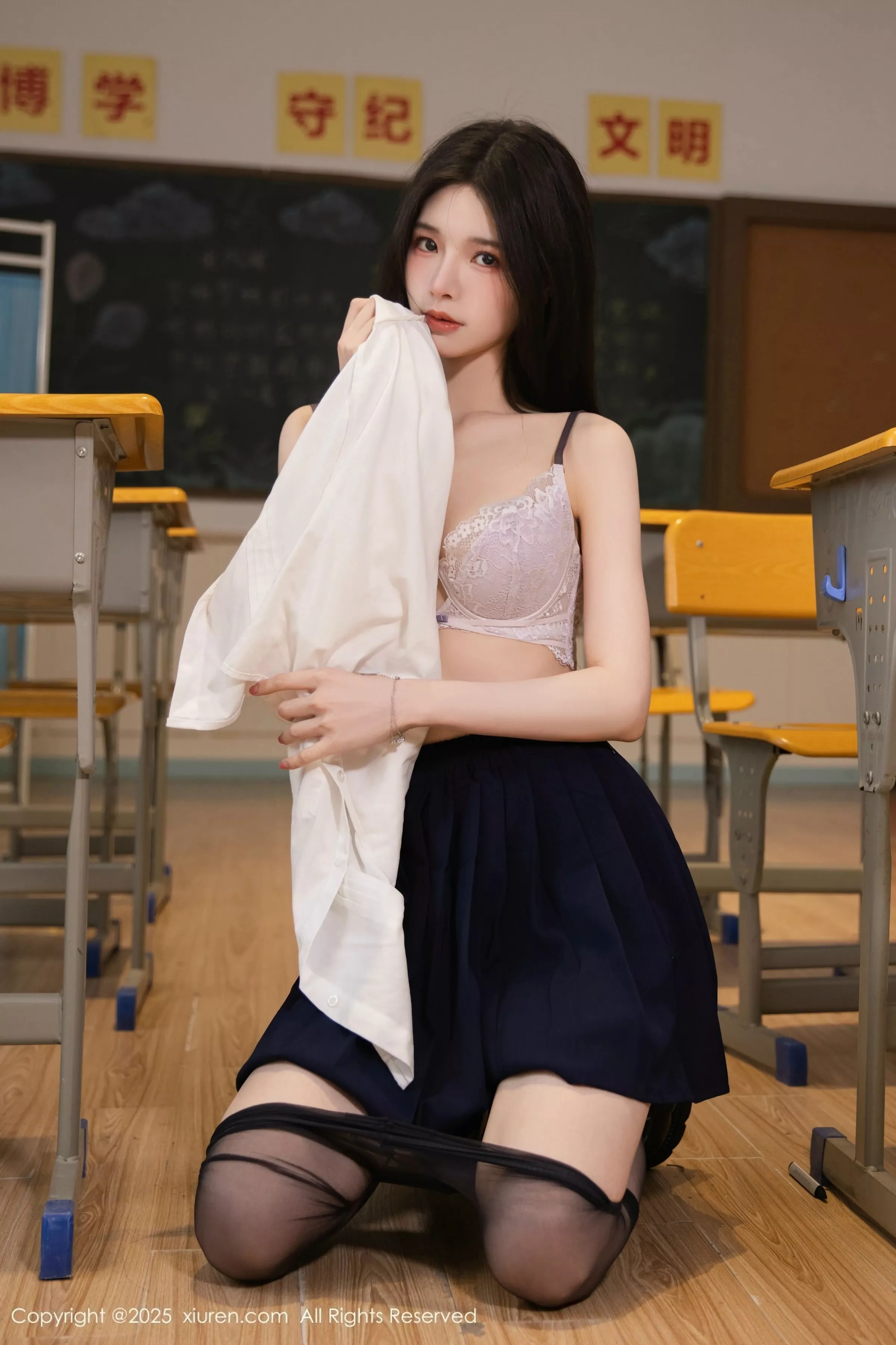 Carina Lee Carina布丁 [XiuRen]高清写真图 2025.05.16 No.10287 布丁wow 性感JK第59张图片