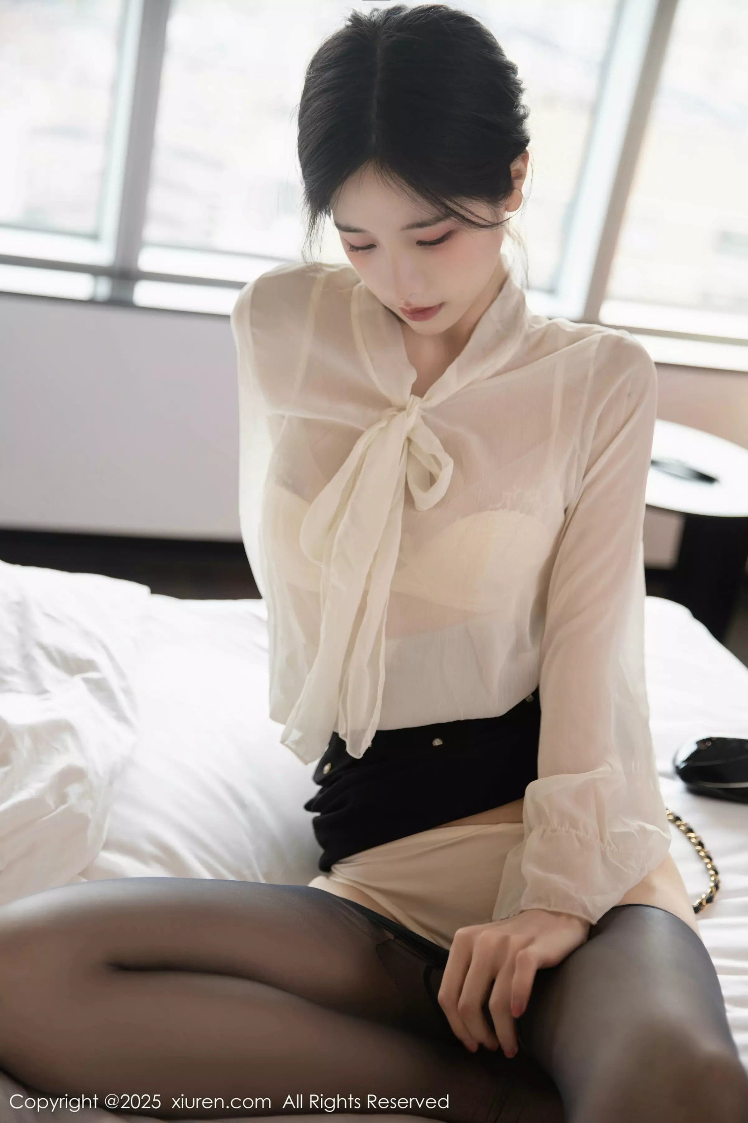 Carina Lee Carina布丁 [XiuRen]高清写真图 2025.05.23 No.10319 布丁wow 魅惑黑丝第28张图片