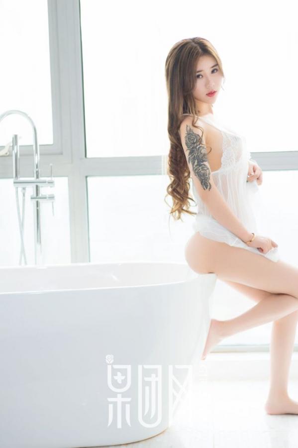 爱丽莎Lisa  女神爱丽莎初登果团，浴室展现完美身材第32张图片