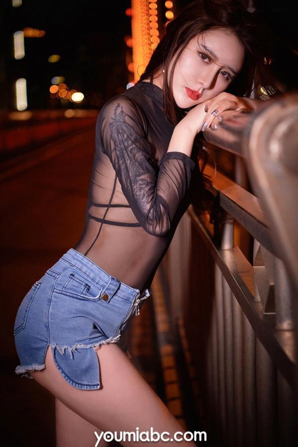 爱丽莎Lisa 爱丽莎  尤蜜YouMi女神爱丽莎《欲望都市人妻》高清写真，大尺度私房诱惑，完美身材配上纹身更显成熟妩媚风情第6张图片