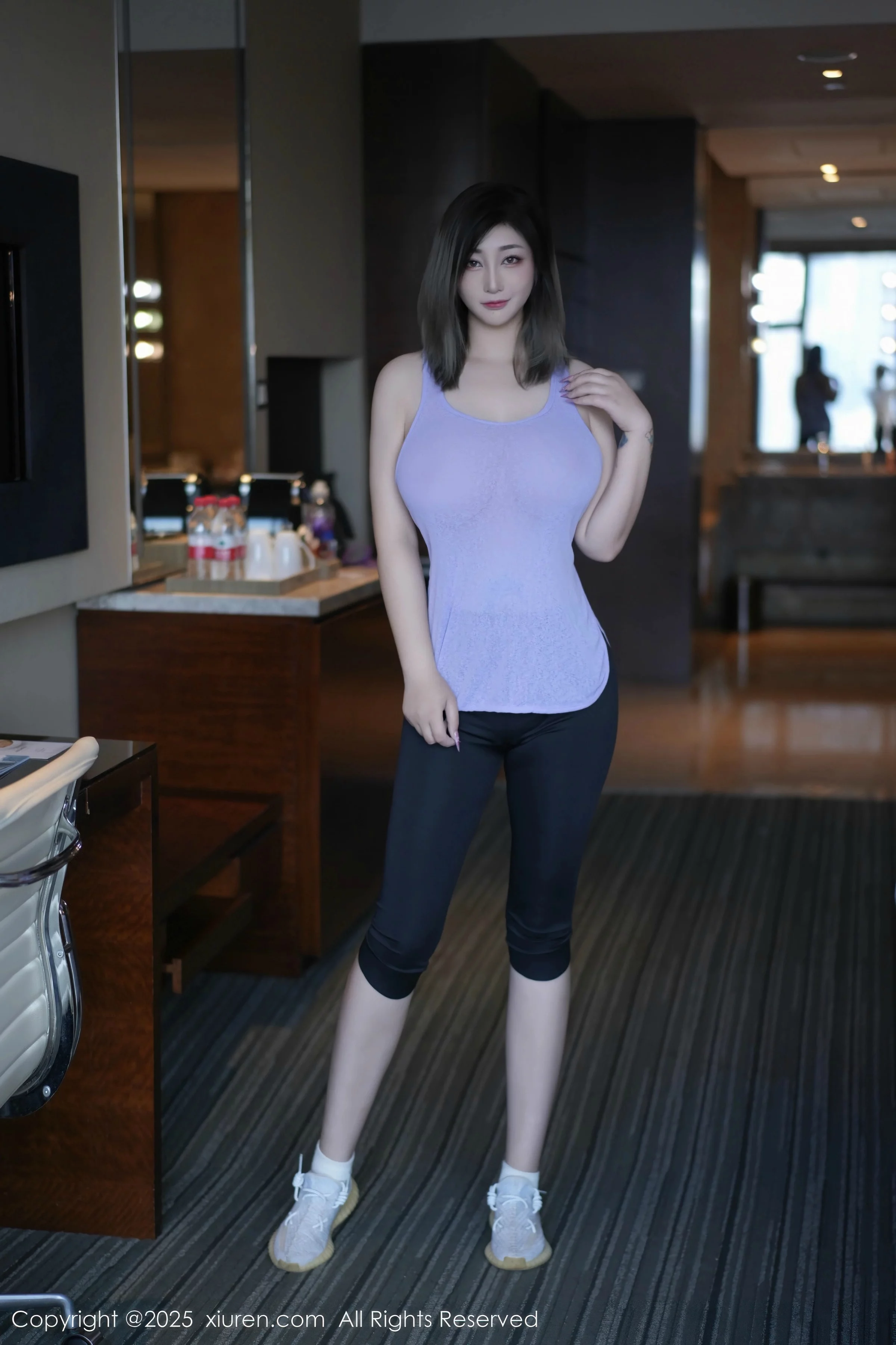 柠檬c_lemon 妲己_Toxic [XiuRen]高清写真图 2025.08.22 No.10682 妲己_Toxic 性感紫灰第1张图片