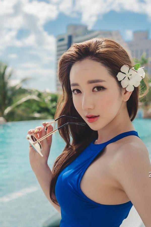 이연정 李妍静  李妍静- 2017年MayBeach比基尼系列七第105张图片