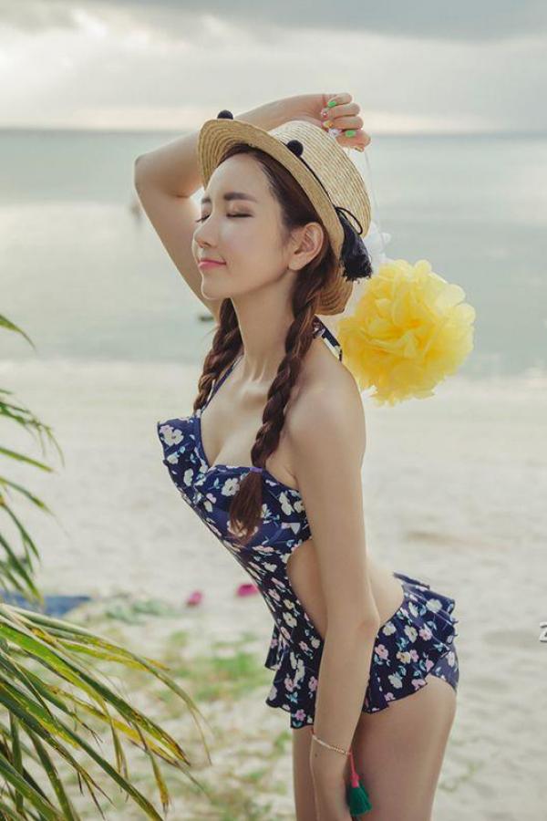 이연정 李妍静  李妍静- 2017年MayBeach比基尼系列七第139张图片