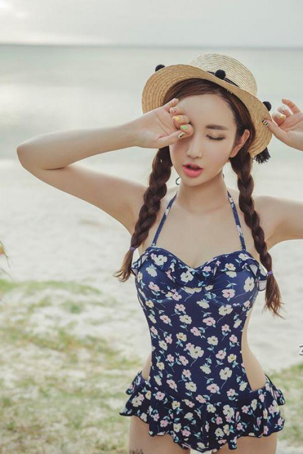 이연정 李妍静  李妍静- 2017年MayBeach比基尼系列七第141张图片