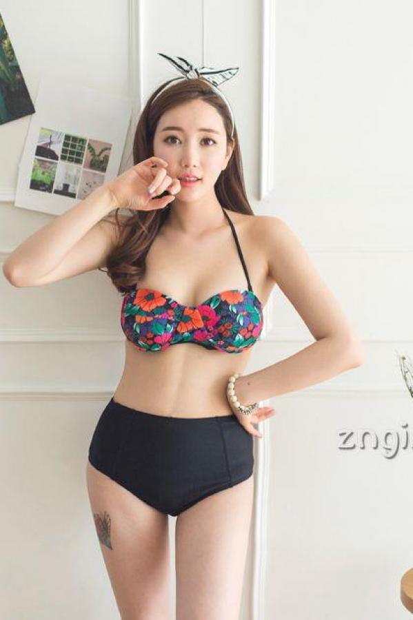 이연정 李妍静  李妍静- 2017年MayBeach比基尼系列七第152张图片