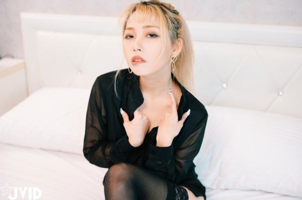 何梦兮   JVID-Stacy-粉嫩女秘书酒醉之后-职场制服诱惑-超薄黑丝私房美图-2019.09.20第21张图片