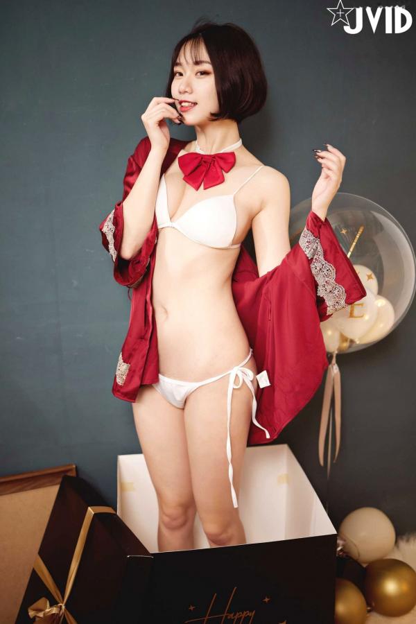 蒋昀晞   JVID模特Verna《我的礼物女友》性感私房写真，红领结诱惑大尺度，演绎绝美禁忌心动瞬间第11张图片